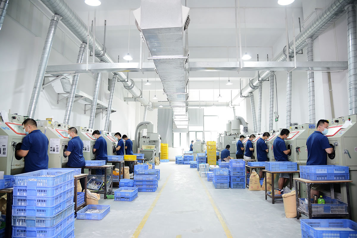 別再小看表面處理！一個(gè)頂尖陽(yáng)極氧化廠家，如何成為您產(chǎn)品價(jià)值的“倍增器”？